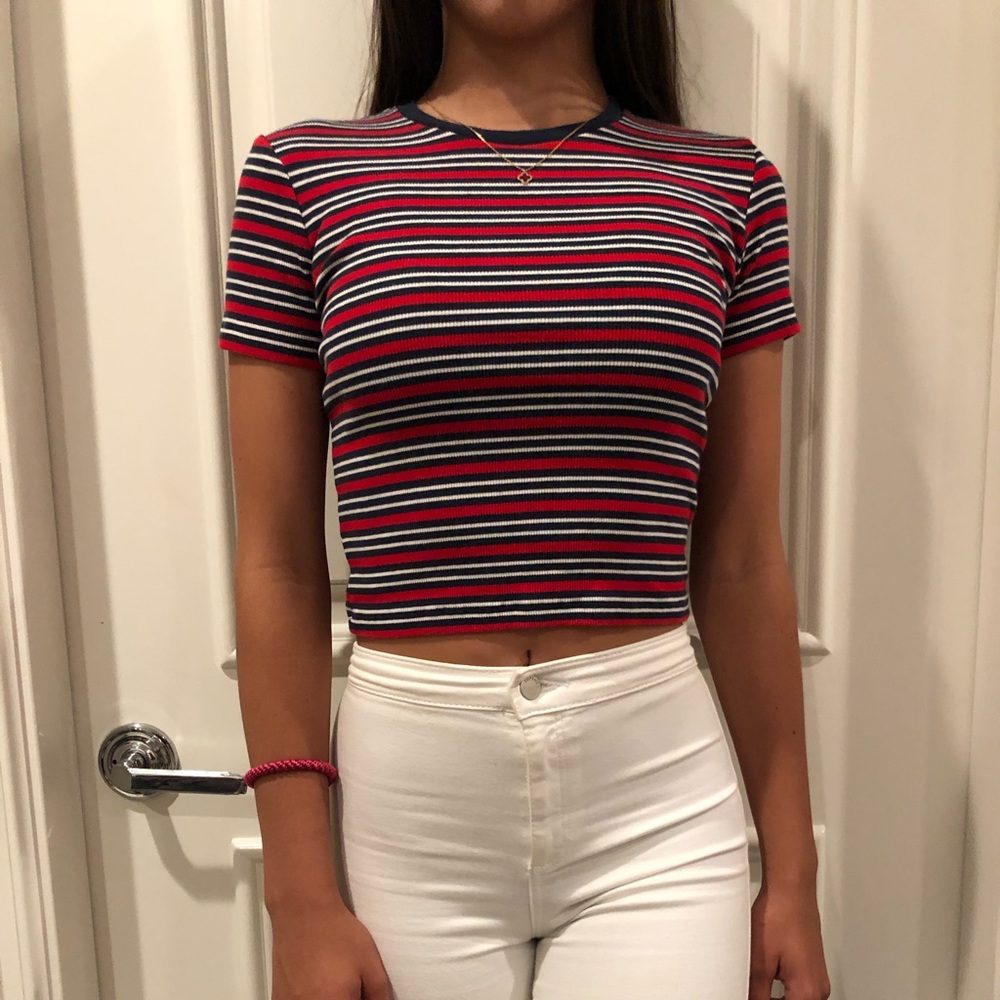 Brandy Melville t-shirt